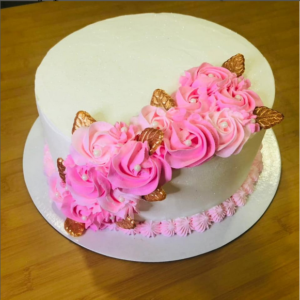 bolo-branco-rosa