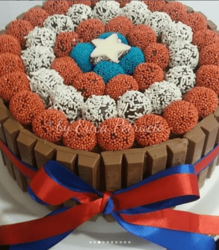 Bolo KitKat Capitão América